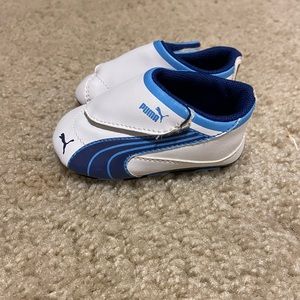 Size 1 puma shoes